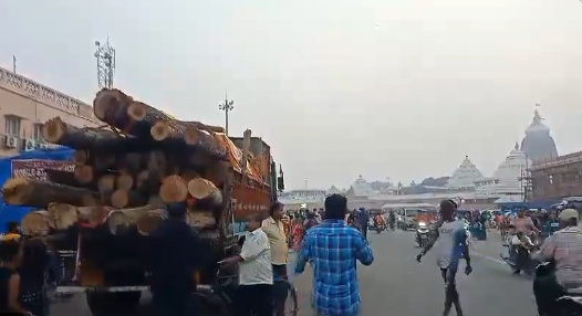 Ratha Jatra 2025-1st lot of logs arrived at Puri