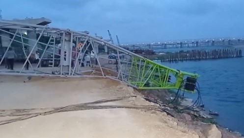 3-dead-as-bridge-slab-collapsed-in-cuttack