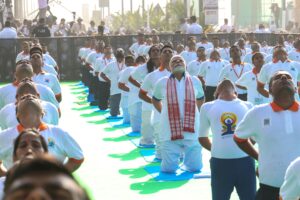 ବିଶାଖାପାଟଣାରୁ ଅନ୍ତର୍ଜାତୀୟ ଯୋଗ ଦିବସର ନେତୃତ୍ୱ ନେଲେ ପ୍ରଧାନମନ୍ତ୍ରୀ ମୋଦି