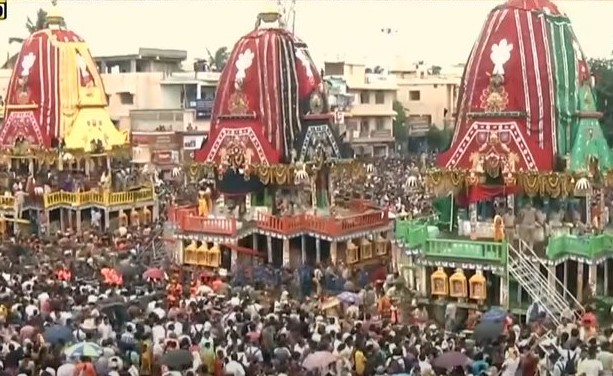 3-chariots-reached-sharadhabali