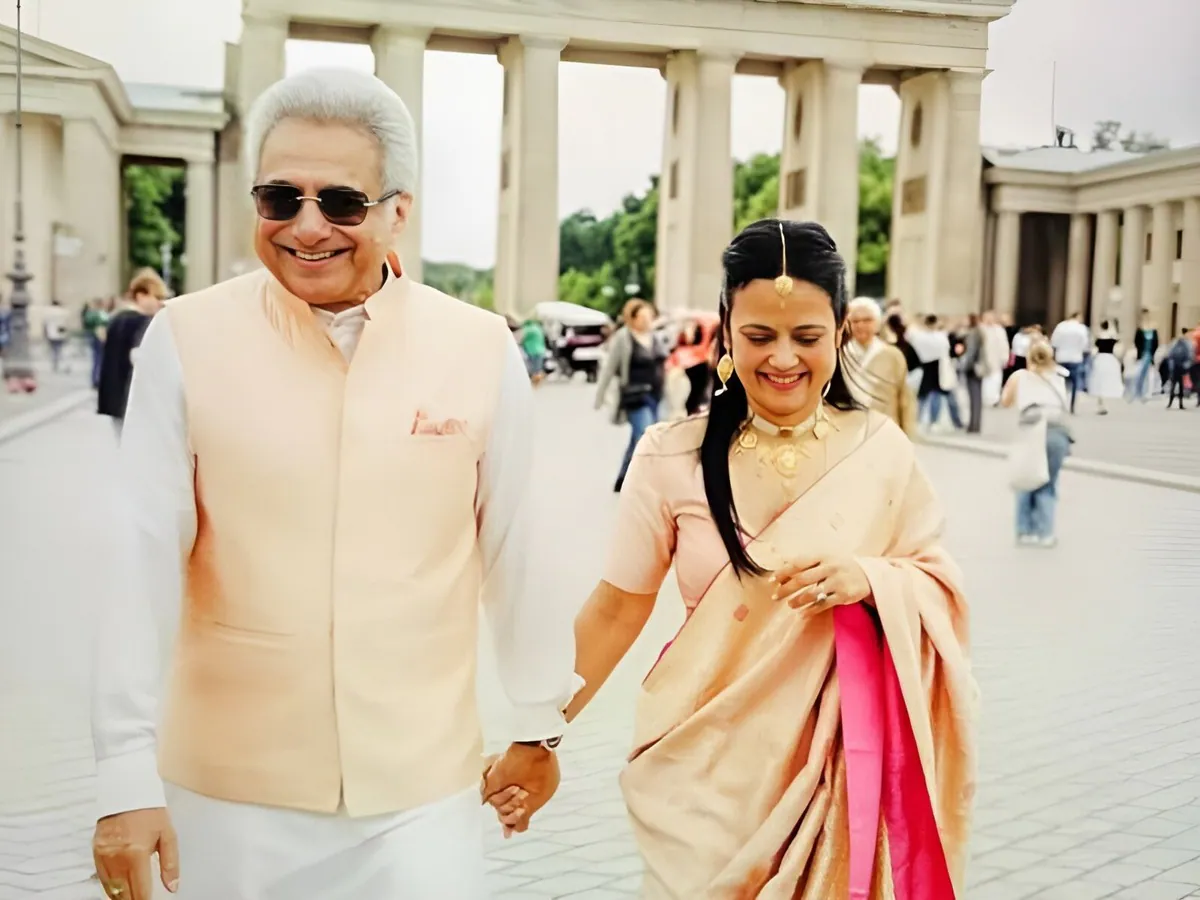 Pinaki Misra ties the knot with Mahua Moitra