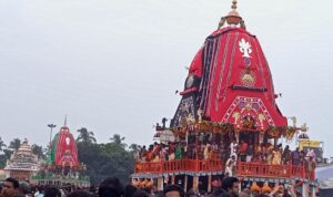 ବଡ଼ଦାଣ୍ଡରେ ଜାରି ରହିଛି ରଥଟଣା