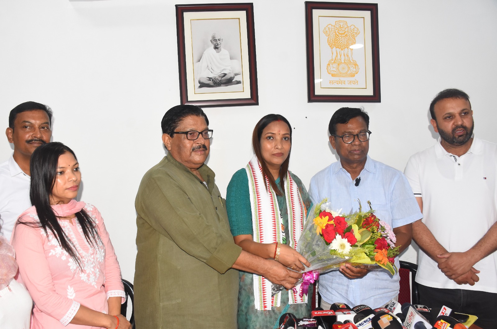 Bhakta Das calls for protection of Constitution