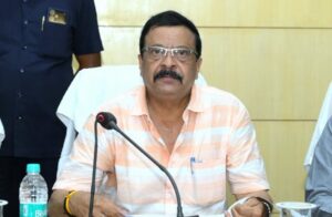 ରଥଯାତ୍ରା ଓ ବନ୍ୟା ପରିସ୍ଥିତିରେ ଧର୍ମଘଟ ସ୍ଥଗିତ ରଖି କାର୍ଯ୍ୟରେ ଯୋଗ ଦେବାକୁ ଓଏଏସ ସଂଘକୁ ମନ୍ତ୍ରୀଙ୍କ ଅନୁରୋଧ