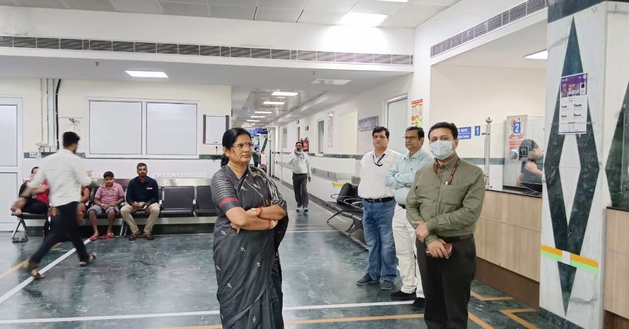 deputy-cm-meets-balanga-patient at aiims-delhi
