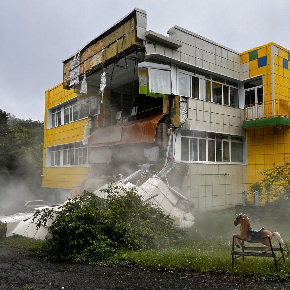 Tsunami alerts issued for Russia