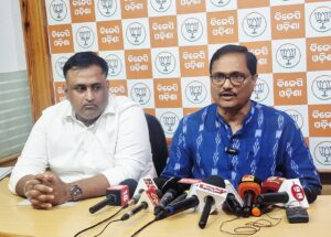 ଛାତ୍ରୀ ଆତ୍ମାହୂତି ଘଟଣା ପଛରେ ଛାତ୍ର କଂଗ୍ରେସର ନେତାମାନେ ଉସ୍‌କାଇଥିବା ପ୍ରମାଣ ସାମାଜିକ ଗଣମାଧ୍ୟମରେ ରହିଛି : ବିରଂଚି ନାରାୟଣ ତ୍ରିପାଠୀ