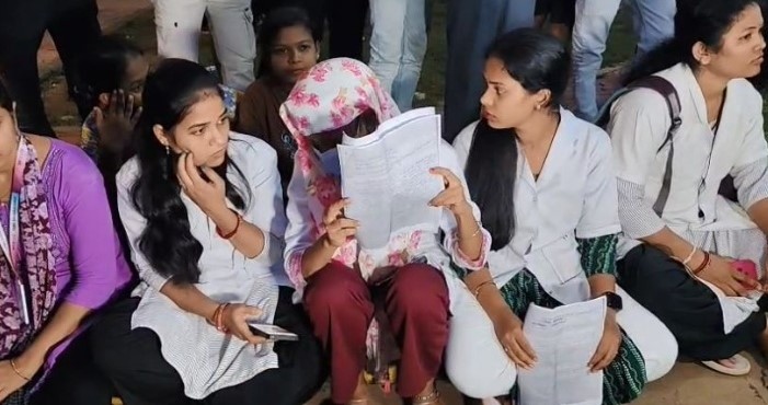 aiims-bhubaneswar-attendant-accuses-nursing-officer-of-sexual-harassment