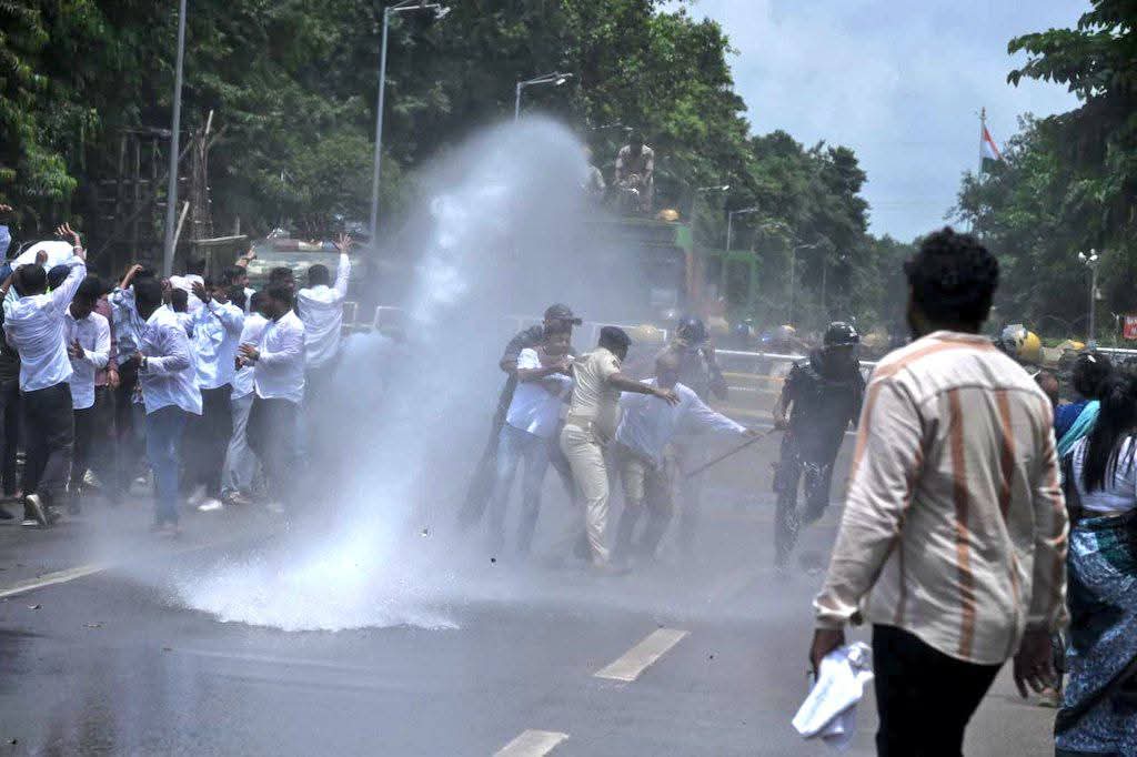 BJD Workers clash with Police; Danny, Bobby, Sulata Injured