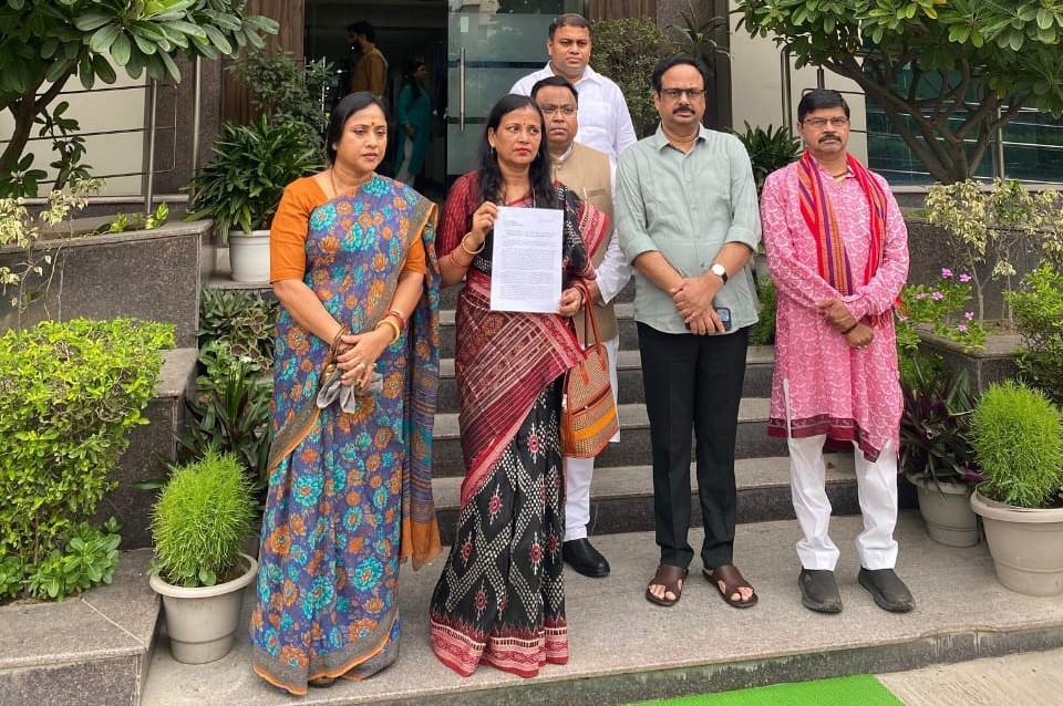 bjd-approaches-ncw-against-santosh-khatuas-derogatory-remark