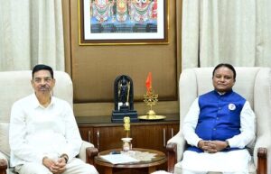 ରାଜ୍ୟପାଳଙ୍କୁ ସମୟ ମାଗିଲେ ମୁଖ୍ୟମନ୍ତ୍ରୀ; ହୋଇପାରେ ମନ୍ତ୍ରୀମଣ୍ଡଳ ସମ୍ପ୍ରସାରଣ