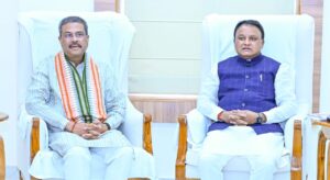 ମୁଖ୍ୟମନ୍ତ୍ରୀଙ୍କ ସରକାରୀ ବାସଭବନରେ ଗୁରୁତ୍ୱପୂର୍ଣ୍ଣ ବୈଠକ; ଉପସ୍ଥିତ ଥିଲେ ଧର୍ମେନ୍ଦ୍ର ପ୍ରଧାନ