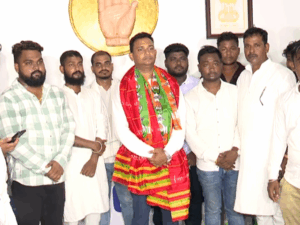ବିଜେଡି ଛାଡି ହାତ ଧରିଲେ ହରିଶଙ୍କର ରାଉତ