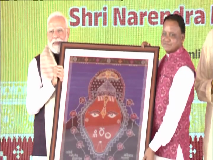pm-modi-attends-yuva-samabesh-in-jharsuguda