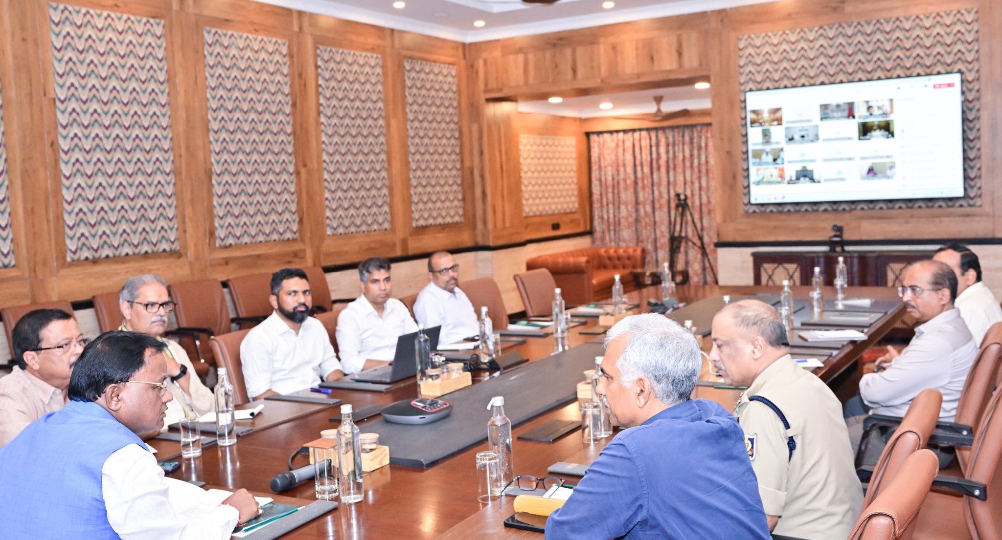 Odisha CM Announces 2% DA Hike for PSU Employees