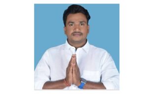 ସ୍କୁଲ ଛାତ୍ରଛାତ୍ରୀଙ୍କୁ ଜବକାର୍ଡ଼ଧାରୀ ଶ୍ରମିକ ଦର୍ଶାଇ ଅର୍ଥ ଆତ୍ମସାତ କରିବା ଘଟଣାରେ ଚାନ୍ଦବାଲି ସରପଞ୍ଚ ନିଲମ୍ବନ