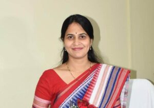 ସୋସିଆଲ୍‌ ମିଡିଆରେ ଶ୍ରୀମୟୀଙ୍କ ଧୃତରାଷ୍ଟ୍ର ଉଦାହରଣ ନିଶାନା !