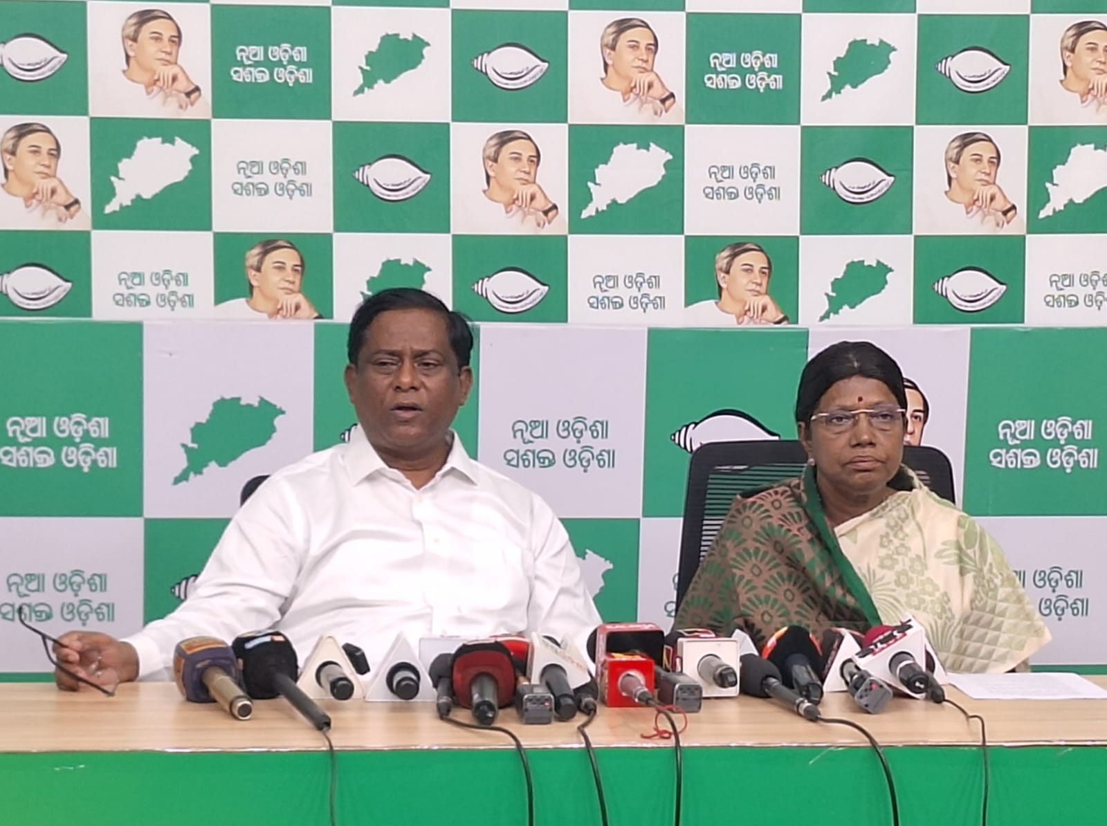 BJD Slams Odisha Government over Fertiliser Crisis in Odisha