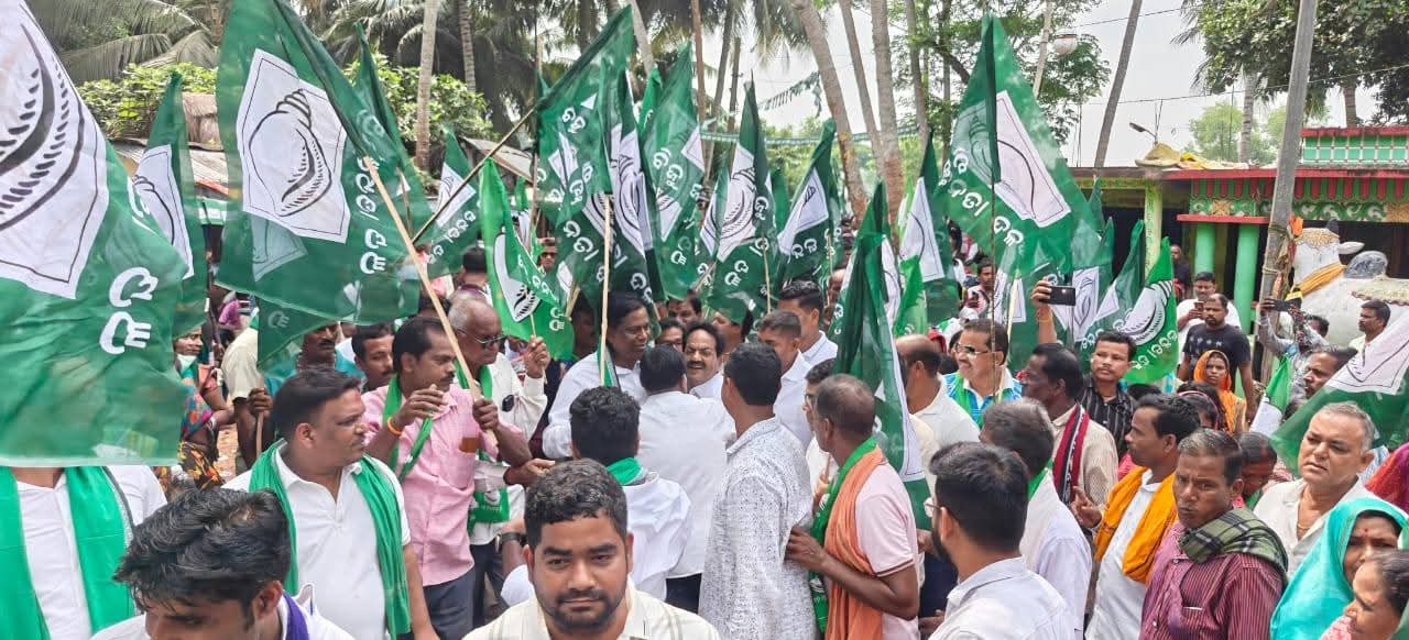 bjd-launches-month-long-jan-sampark-padayatra