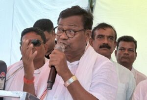ମା’ ଦୁର୍ଗାଙ୍କ ଭସାଣି ସମୟରେ କଟକରେ ଘଟିଥିବା ଗୋଷ୍ଠୀ ସଂଘର୍ଷକୁ ଦୃଢ଼ ନିନ୍ଦା କରିଛନ୍ତି ଭକ୍ତ ଦାସ