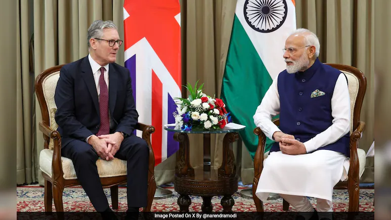 India signs $468 million defence deal with UK