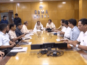 Cyclone Montha: ମୋନ୍ଥା ସମୀକ୍ଷା ପାଇଁ କଣ୍ଟ୍ରୋଲ ରୁମ୍‌ରେ ମୁଖ୍ୟମନ୍ତ୍ରୀ ମୋହନ ମାଝୀ 