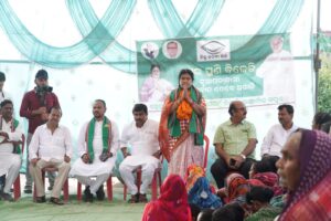 Nuapada By-Election: ନୂଆପଡା ଉପନିର୍ବାଚନ ପାଇଁ ବଞ୍ଜାରୀ ଦେବୀ ମନ୍ଦିରରୁ ପ୍ରଚାର ଅଭିଯାନ ଆରମ୍ଭ କଲା ବିଜେଡି 