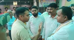 Nuapada By-Election: ନୂଆପଡ଼ା କଂଗ୍ରେସ କାର୍ଯ୍ୟାଳୟକୁ ଧସେଇ ପଶିଲା ପୋଲିସ