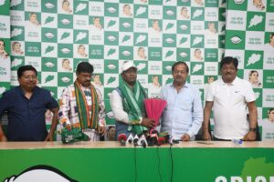 Nuapada Bypoll: ଭାନୁପ୍ରତାପ ସିଂହଙ୍କ ଉପରୁ ବହିଷ୍କାର ହଟାଇଲା ବିଜେଡି