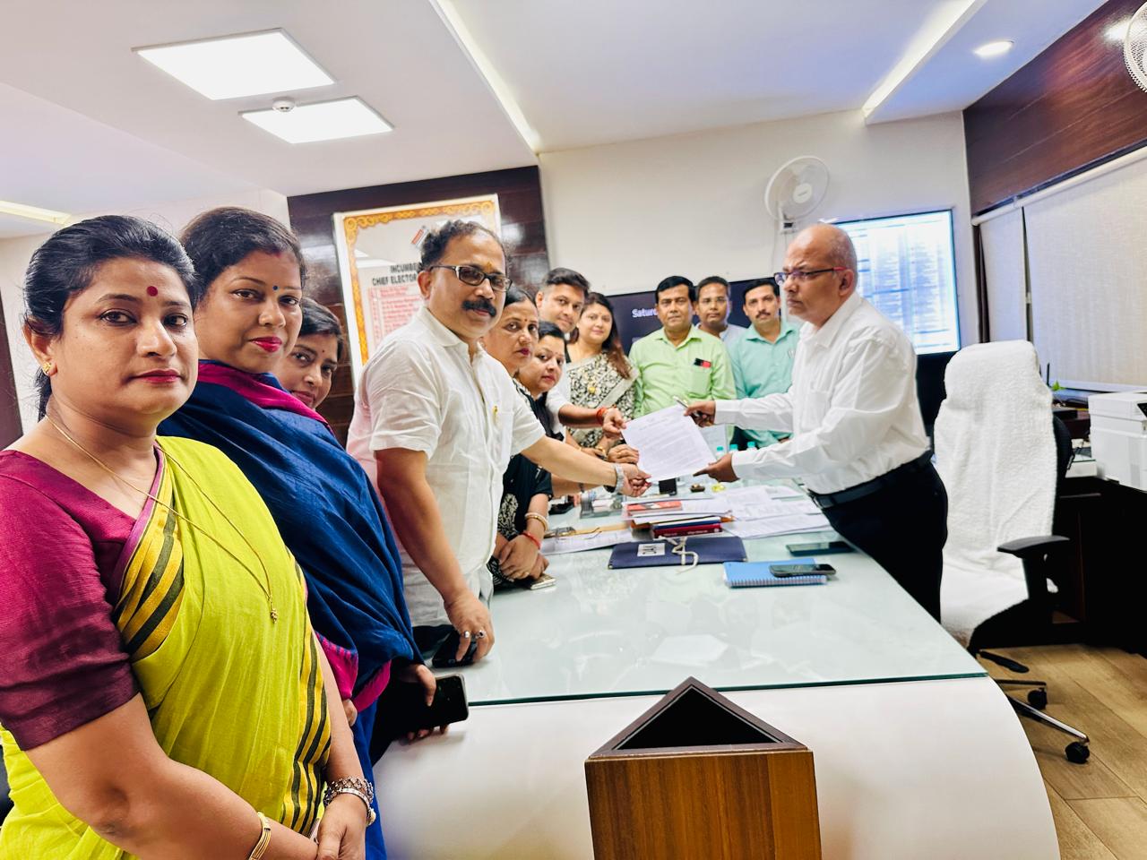 Nuapada By-Poll: BJD Delegation Meets CEO Alleging BJP using Govt Property