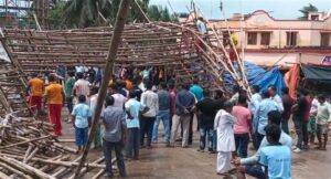 ଭାଙ୍ଗିଲା ଦୁର୍ଗାପୂଜା ତୋରଣ; ୨ ଜଣ ଆହତ