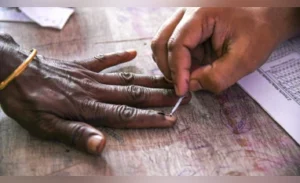 Nuapada Byboll: ନୂଆପଡ଼ା ଉପନିର୍ବାଚନ; ଭୋଟ ଗୋପନୀୟତା ଉଲ୍ଲଂଘନ ପାଇଁ ଆଉ ଜଣେ ପ୍ରିଜାଇଡିଂ ଅଫିସର ସସ୍‌ପେଣ୍ଡ