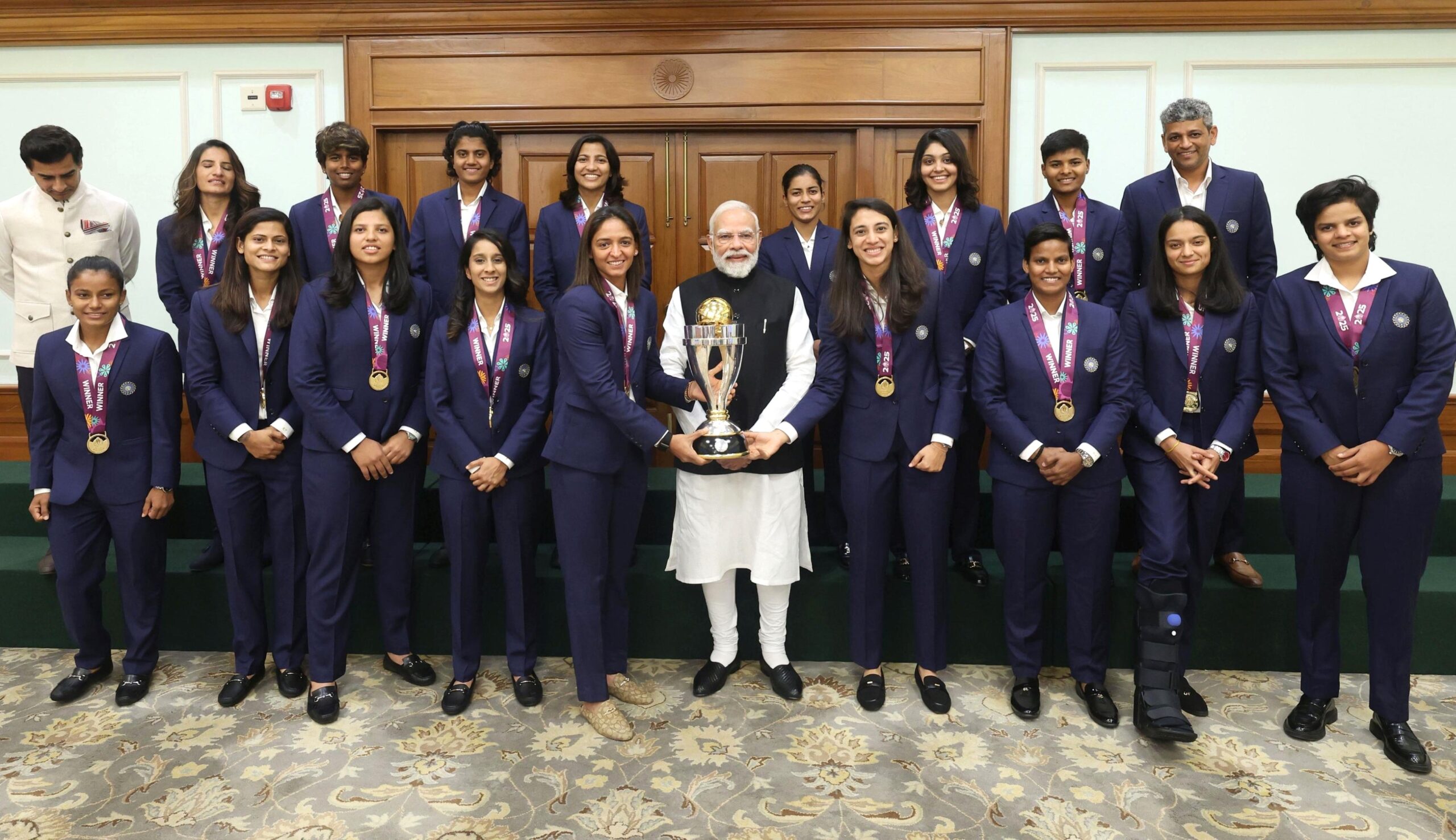 PM Modi Meets World Cup-Winning Indian Women’s Cricket Team
