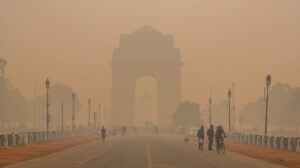 Delhi Air Pollution: ଦିଲ୍ଲୀ ପ୍ରଦୂଷଣକୁ ଦେଖି ନିଷ୍ପତ୍ତି; ୫୦% କର୍ମଚାରୀଙ୍କୁ ଘରୁ କାମ କରିବାକୁ ନିର୍ଦ୍ଦେଶ