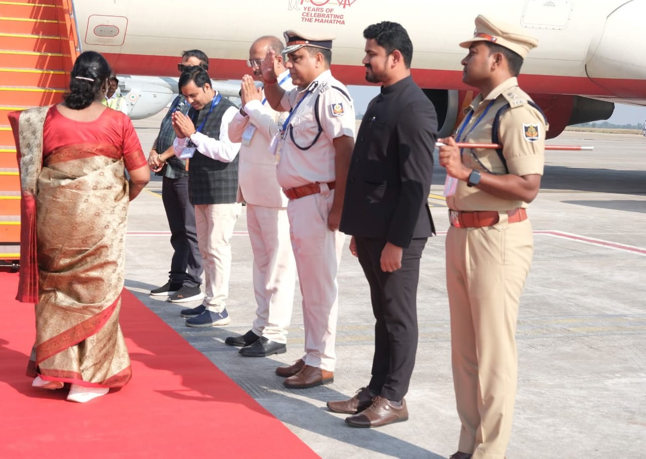 President Murmu Embarks on Chhattisgarh Visit via Jharsuguda
