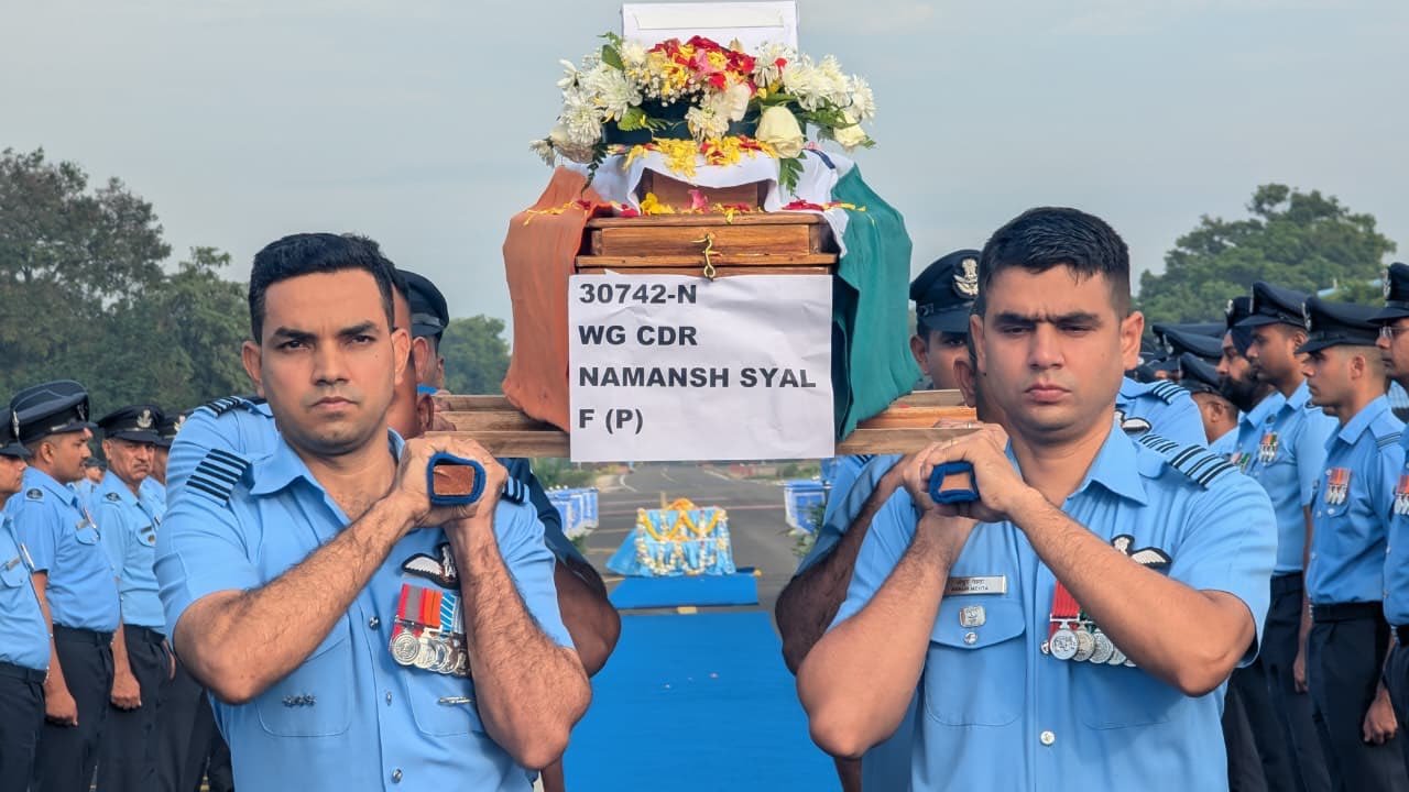 IAF accords full military honours to Wing Commander Namansh Syal