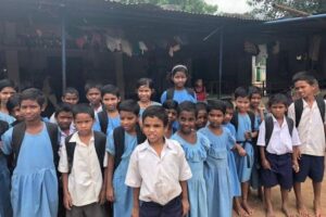 School Uniform Delay: ପିଲାଙ୍କୁ ୟୁନିଫର୍ମ ଦେବାରେ ବିଳମ୍ବ କରୁଥିବା SHGକୁ ବାତିଲ୍ ପାଇଁ ଗଣଶିକ୍ଷା ମନ୍ତ୍ରୀଙ୍କ ନିର୍ଦ୍ଦେଶ