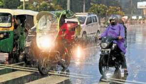 Low Pressure: ବଙ୍ଗୋପସାଗରରେ ବାତ୍ୟା ସମ୍ଭାବନା; ସ୍ପଷ୍ଟଚିହ୍ନିତ ଲଘୁଚାପ କ୍ଷେତ୍ରରେ ପରିଣତ ହେଲା ଲଘୁଚାପ