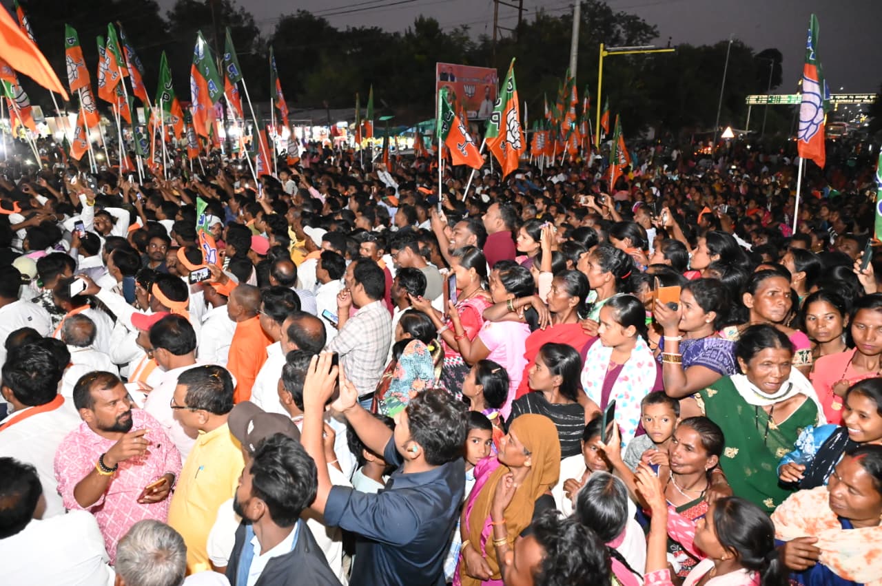 Odisha CM holds roadshow in poll-bound Nuapada 