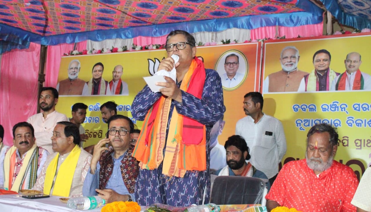 BJP’s Baijayant Panda campaigned in support of Jay Dholakia