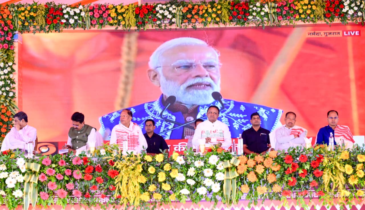 Odisha CM joins state-level Janjatiya Gaurav Diwas program in Rourkela on Birsa Munda's birth anniversary