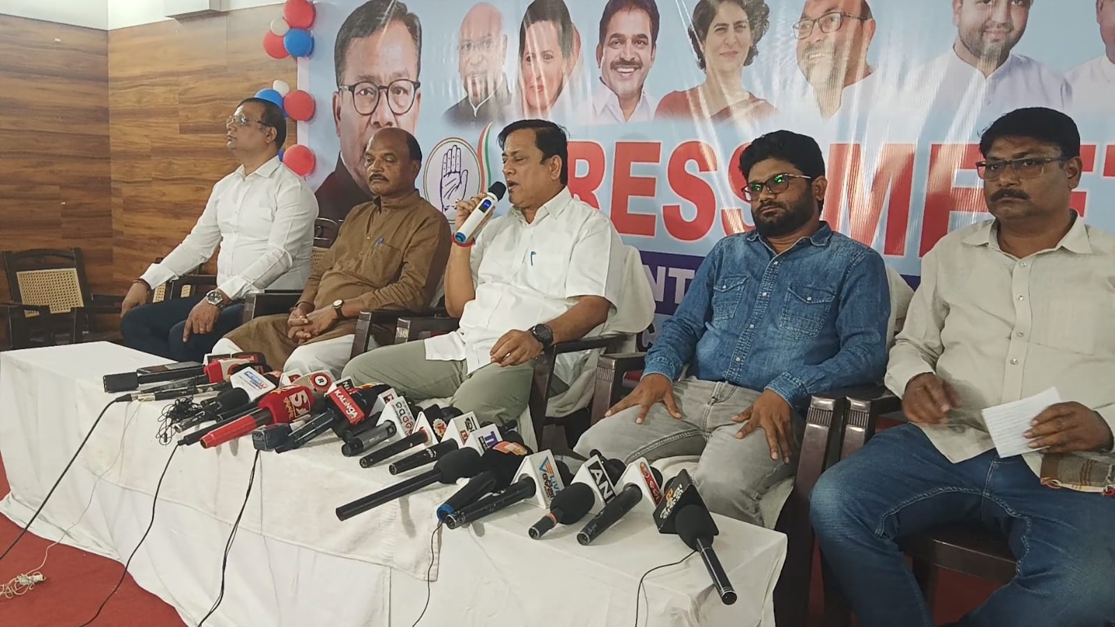 Amar Patnaik joins BJP is a deal between 2 parties: Congress