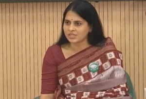 Shreemayee Mishra: ଶକ୍ତି ନାନୀ କହି ସୁଜାତାଙ୍କୁ ଟାର୍ଗେଟ କଲେ ଶ୍ରୀମୟୀ ମିଶ୍ର