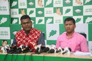 Mo Jungle Jami Yojana: ଆଦିବାସୀଙ୍କ ଠାରୁ ଜଙ୍ଗଲ ଜମି ଅଧିକାର ଛଡାଇ ନେଲେ ମୋହନ ସରକାର: ବିଜେଡି