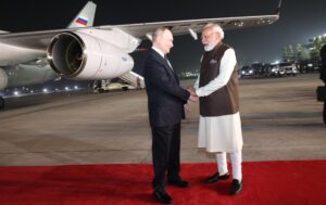 PM Modi Receives Vladimir Putin: ଭାରତରେ ରୁଷ ରାଷ୍ଟ୍ରପତି ପୁଟିନ, ସ୍ୱାଗତ କଲେ ପ୍ରଧାନମନ୍ତ୍ରୀ ମୋଦି