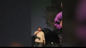 Molesting Woman at IG Park: ପାର୍କରେ ଯୁବତୀଙ୍କୁ ଅସଦାଚରଣ; ଯୁବତୀଙ୍କୁ ଟଣାଓଟରା ବେଳର ଭିଡ଼ିଓ ଭାଇରାଲ୍