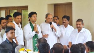 Arvind Mohapatra Suspension: ନବୀନଙ୍କୁ ଚାଲେଞ୍ଜ କଲେ, ବିତର୍କର ଆହ୍ୱାନ ଦେଲେ ଅରବିନ୍ଦ