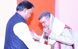 Padma Awardee Sarat Patra Felicitated: ପଦ୍ମଶ୍ରୀ ପାଇଁ ମନୋନୀତ ଶରତ କୁମାର ପାତ୍ରଙ୍କୁ ମୁଖ୍ୟମନ୍ତ୍ରୀଙ୍କ ସମ୍ବର୍ଦ୍ଧନା