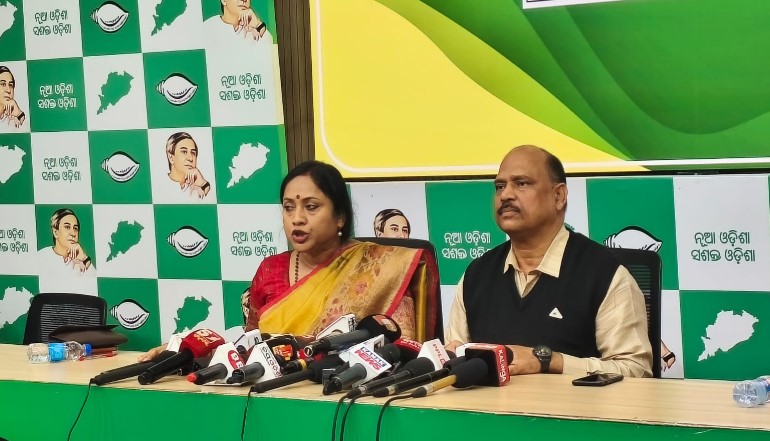 rajnagar-bdo-attacked-bjd-threatens-street-protests