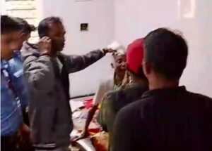 Ceiling Falls At Cuttack SCB: କଟକ ଏସସିବିରେ ଛାତ ଖସି ରୋଗୀ ଆହତ